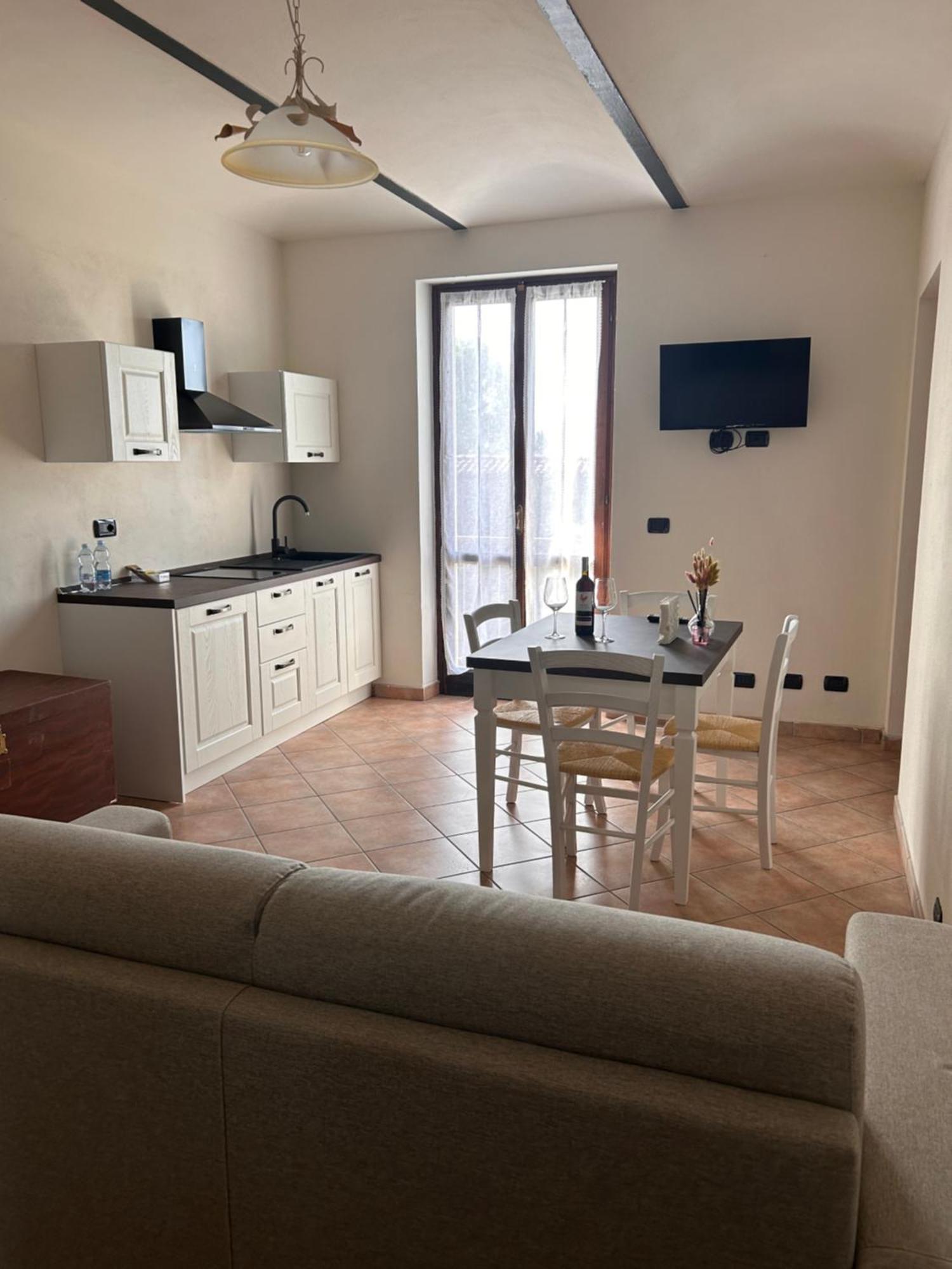 Tenuta Agricola La Cava- Cantina E Agriturismo San Damiano d'Asti Bagian luar foto