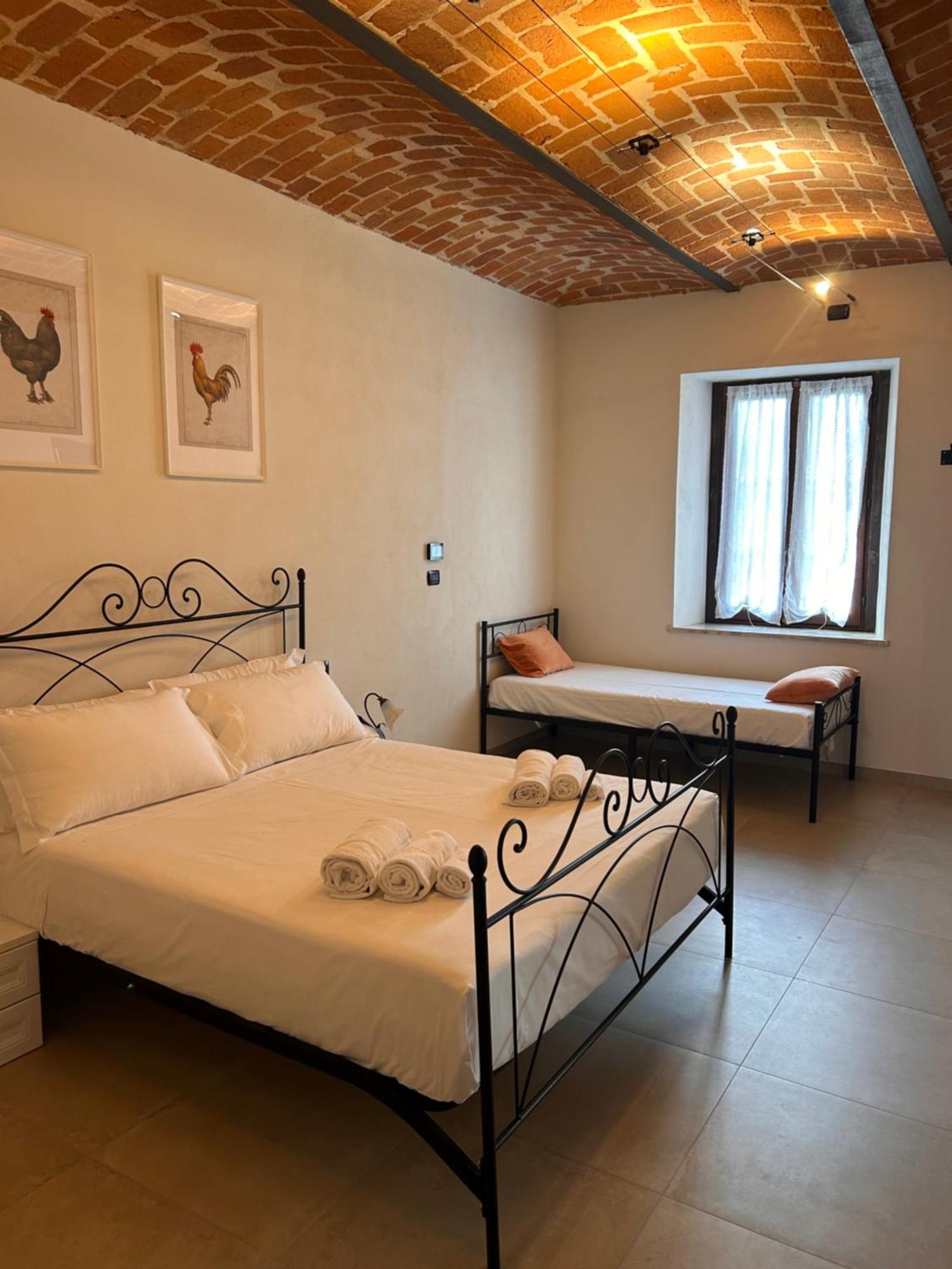 Tenuta Agricola La Cava- Cantina E Agriturismo San Damiano d'Asti Bagian luar foto